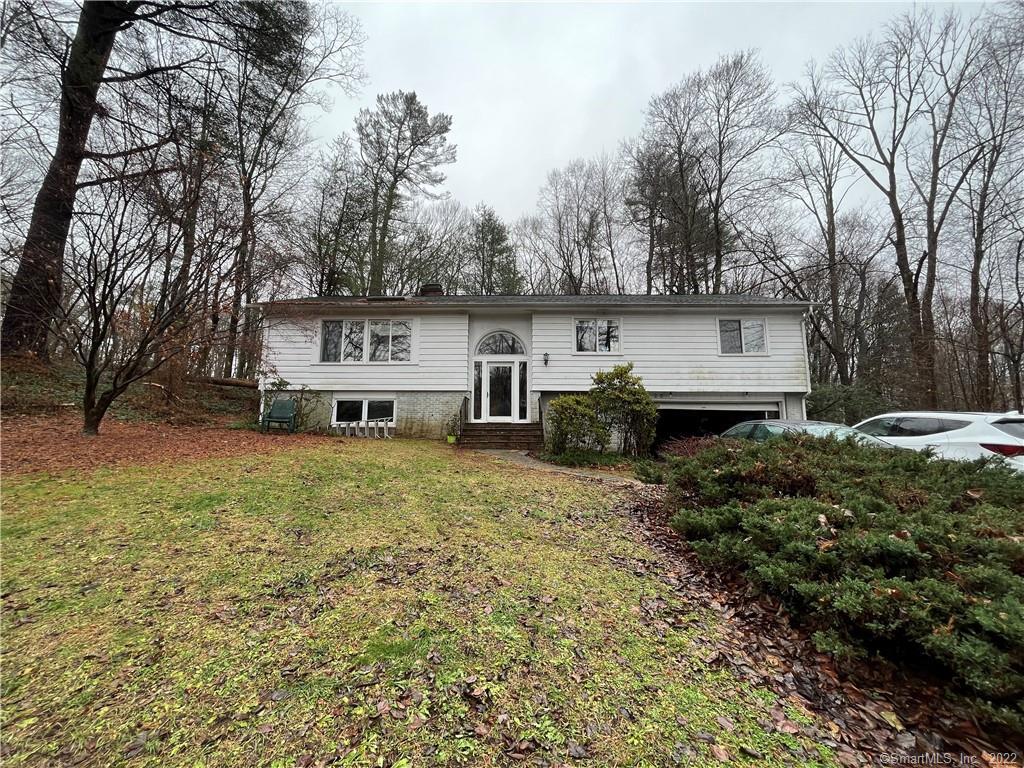 26 Peaceable Street Redding, CT 06896 - Photo 1 of 1 Gallery Image 1