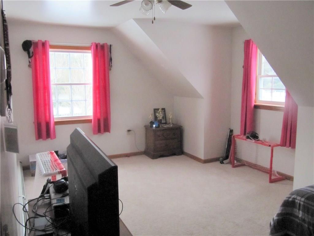 268 Country Club Road Oakland, ME 04963 - Photo 20 of 34 Bedroom 1