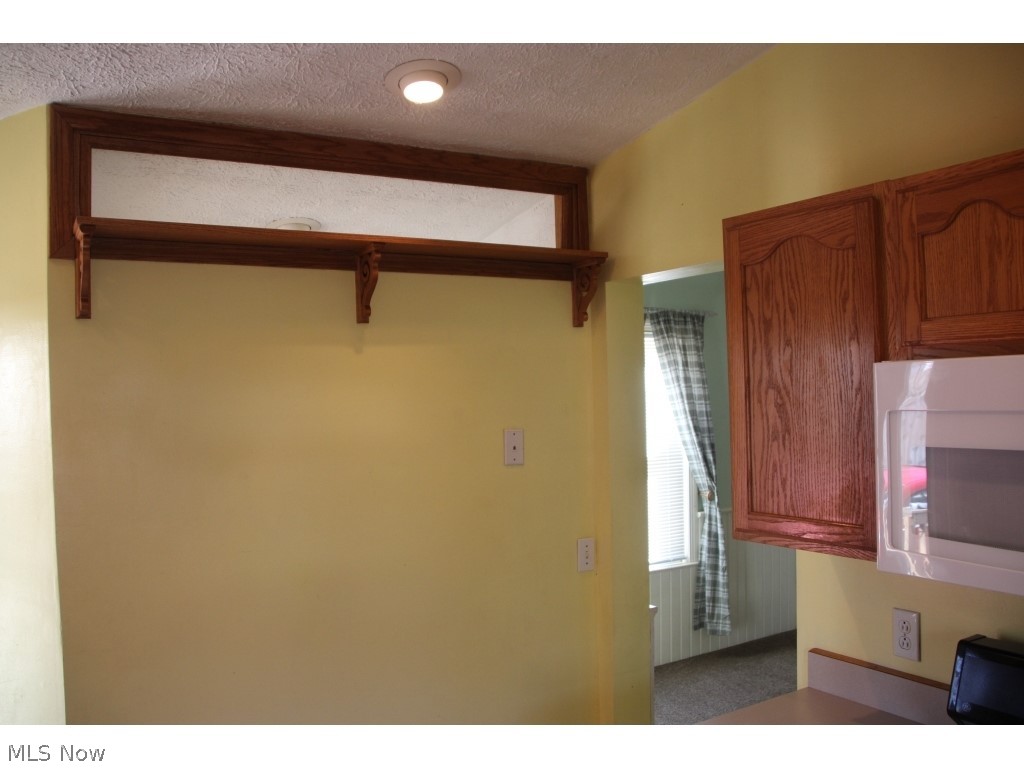 3587 Franklin Road Stow, OH 44224 - Photo 9 of 16