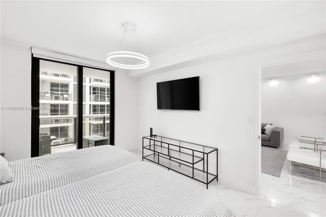 $1,450,000 | 9455 Collins Avenue, Unit 806, Surfside, FL 33154