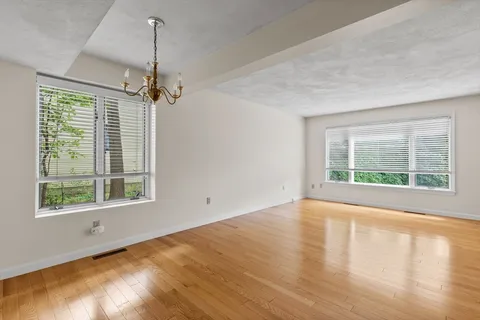 $575,000 | 1 Traverse Street, Unit E, Wakefield, MA 01880