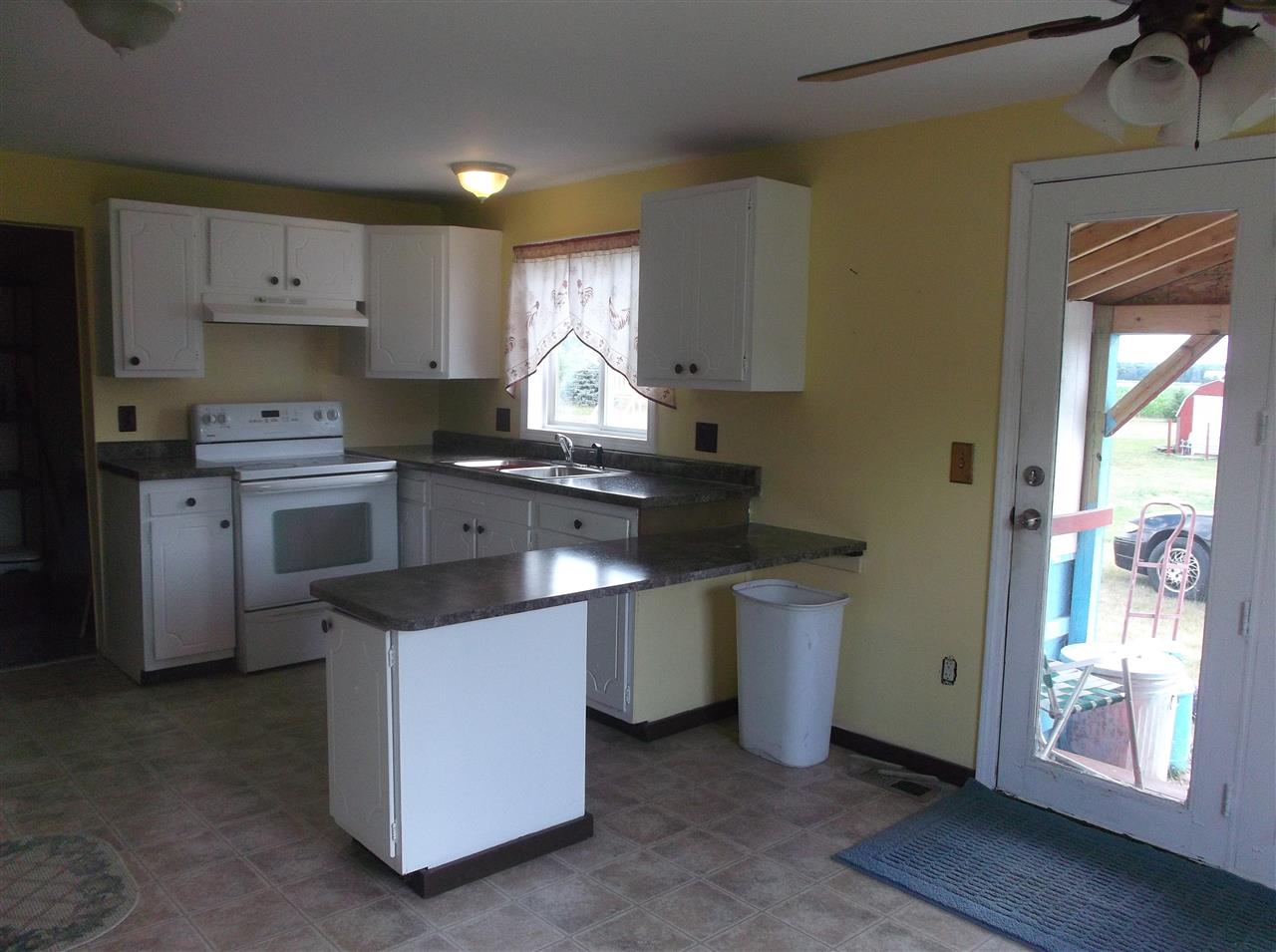 15909 Niblok Road Chesaning, MI 48616 - Photo 3 of 18