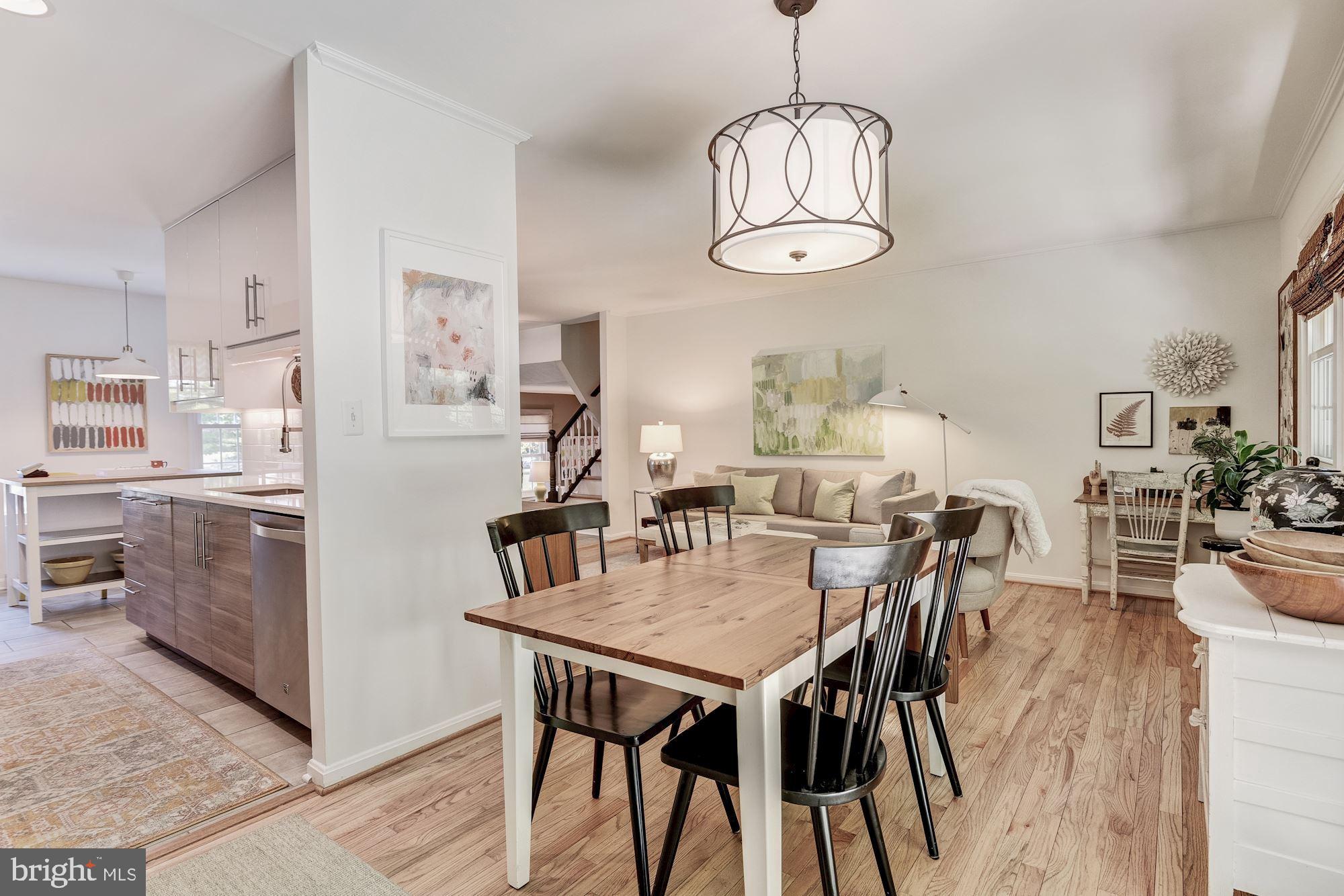 392 Ronsdale Road Sykesville, MD 21784 - Photo 8 of 34 Dining Room | Hardwood Floors