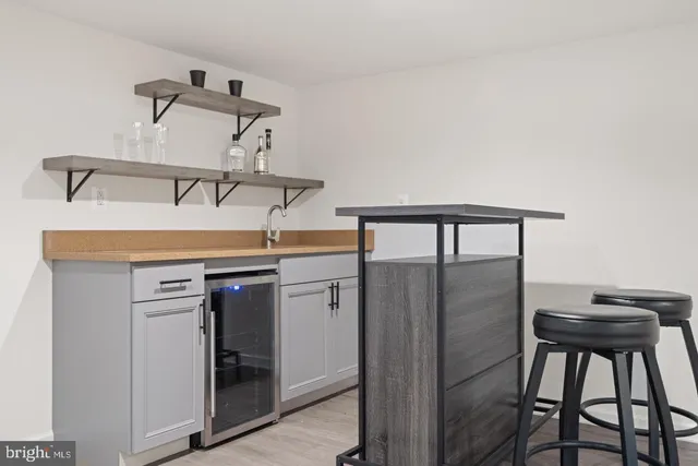 $2,650 | 201 Parkway Street, Winchester, VA 22601