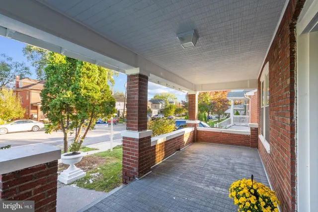 $2,650 | 201 Parkway Street, Winchester, VA 22601