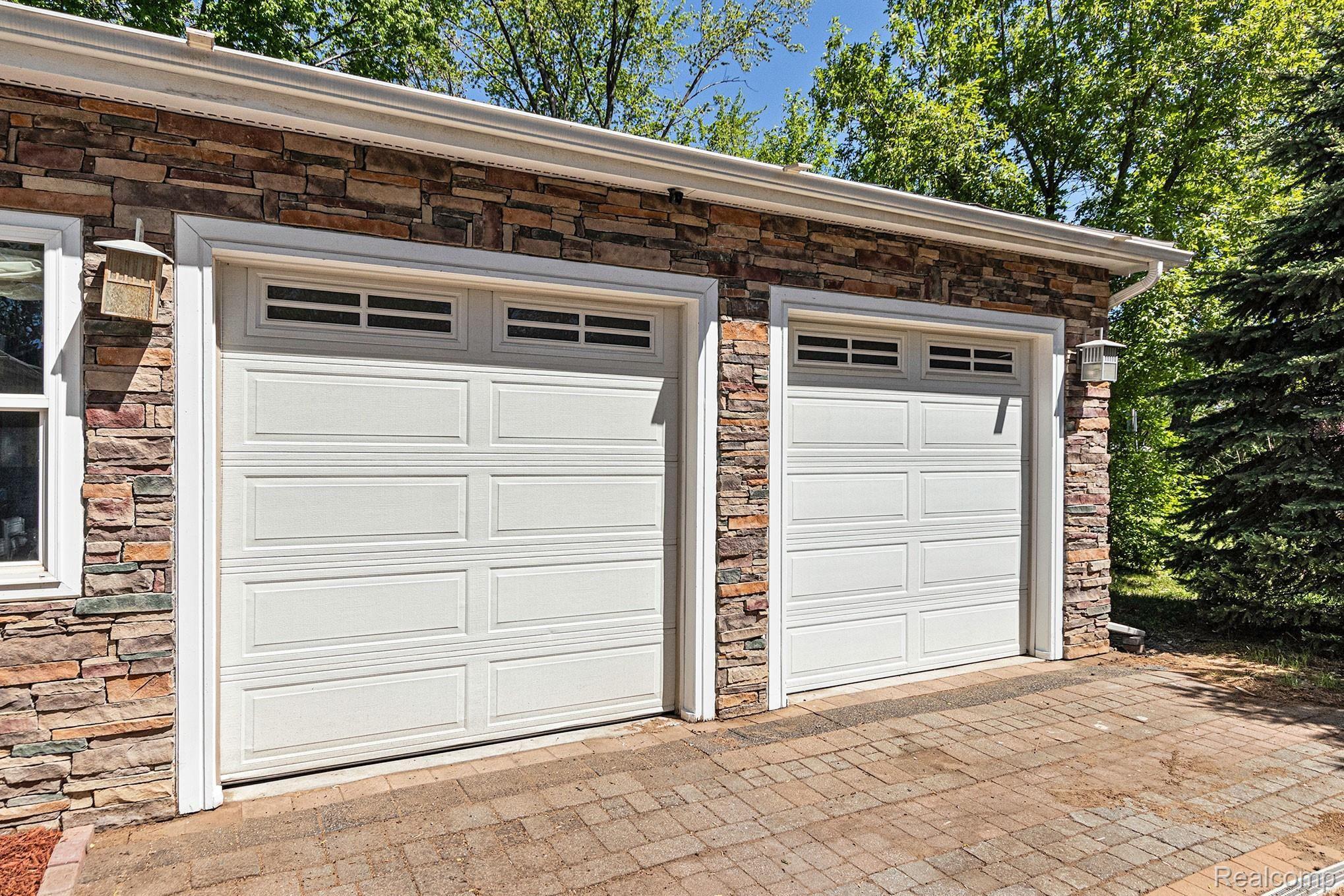 1155 Michelson Road Rochester, MI 48307 - Photo 24 of 36 Two car garage