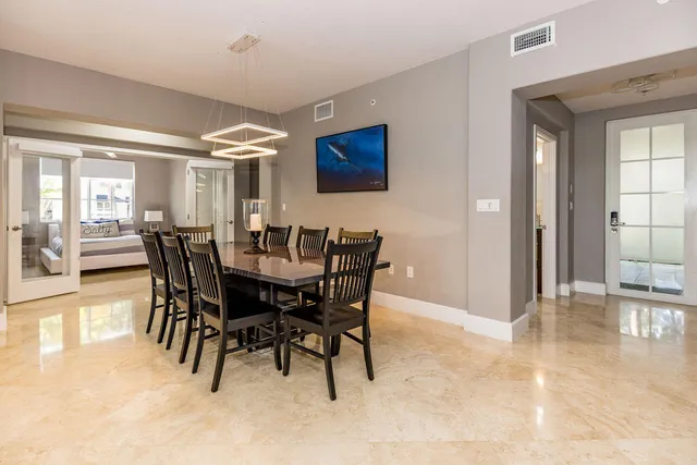 $2,250,000 | 97501 Overseas Highway, Unit 116 & 40' BOAT SLIP, Key Largo, FL 33037