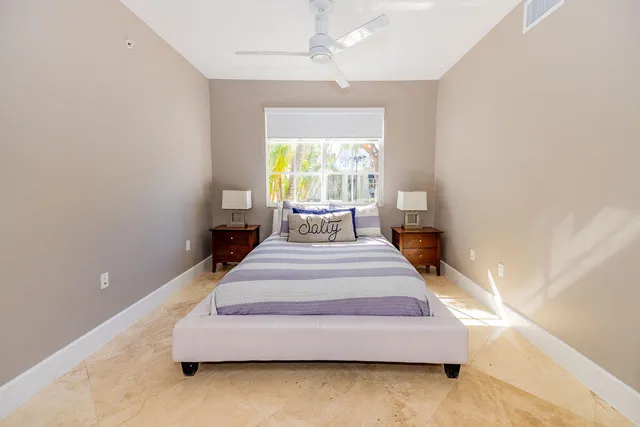 $2,250,000 | 97501 Overseas Highway, Unit 116 & 40' BOAT SLIP, Key Largo, FL 33037