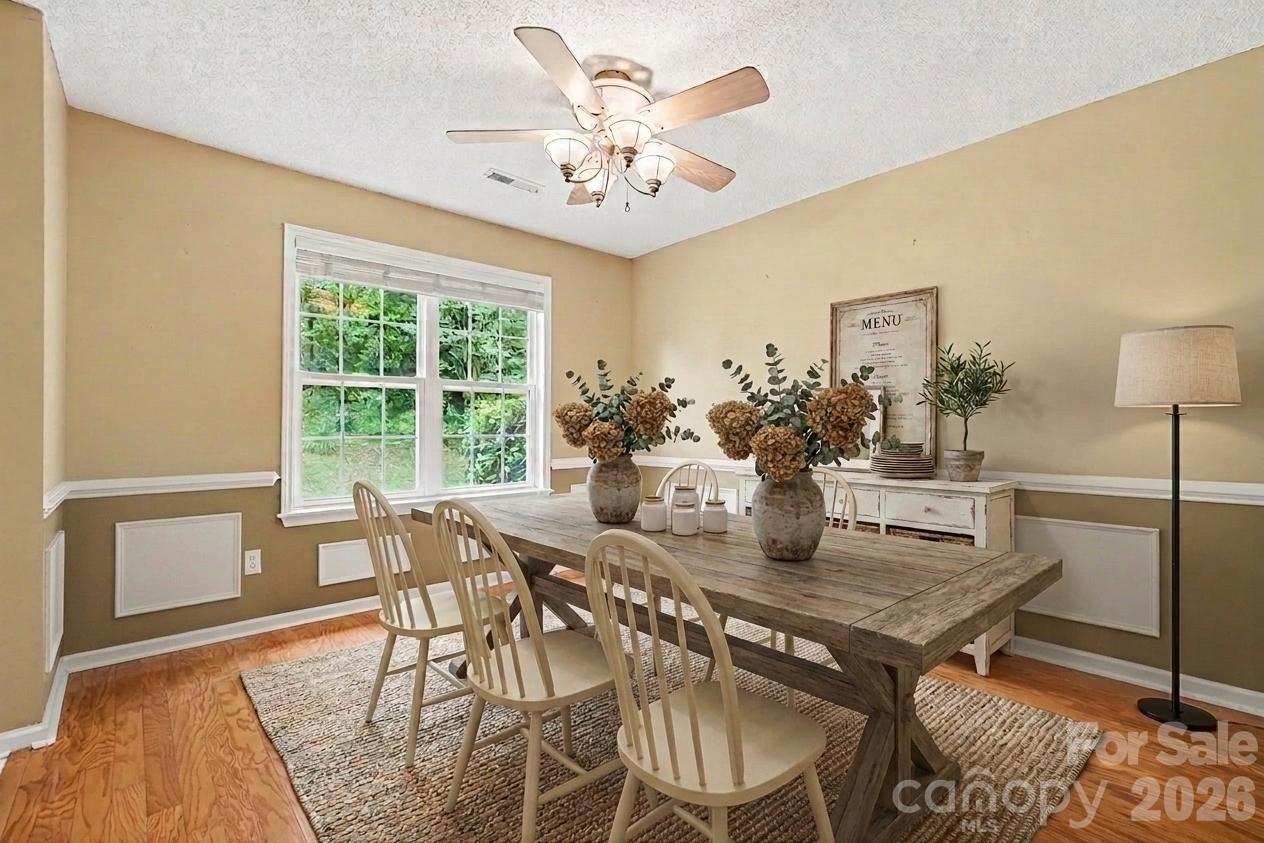 1805 Lillian Lane Fort Mill, SC 29708 - Photo 3 of 27