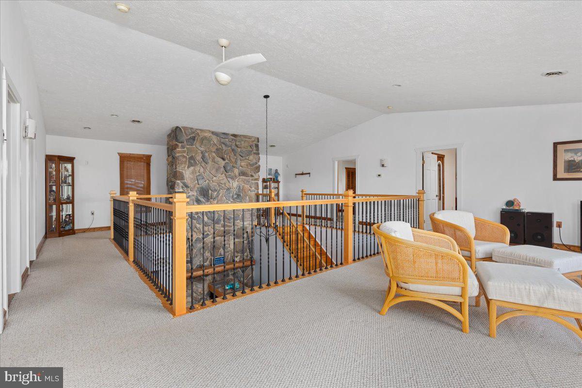 209 Park Ridge Court Front Royal, VA 22630 - Photo 26 of 60 a living room with furniture