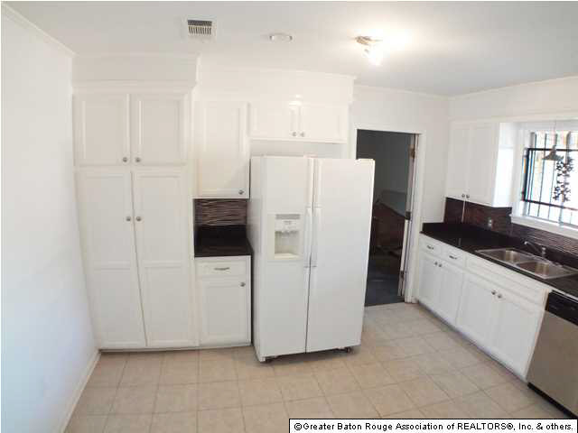 2226 Harding Boulevard Baton Rouge, LA 70807 - Photo 2 of 14 Gallery Image 2