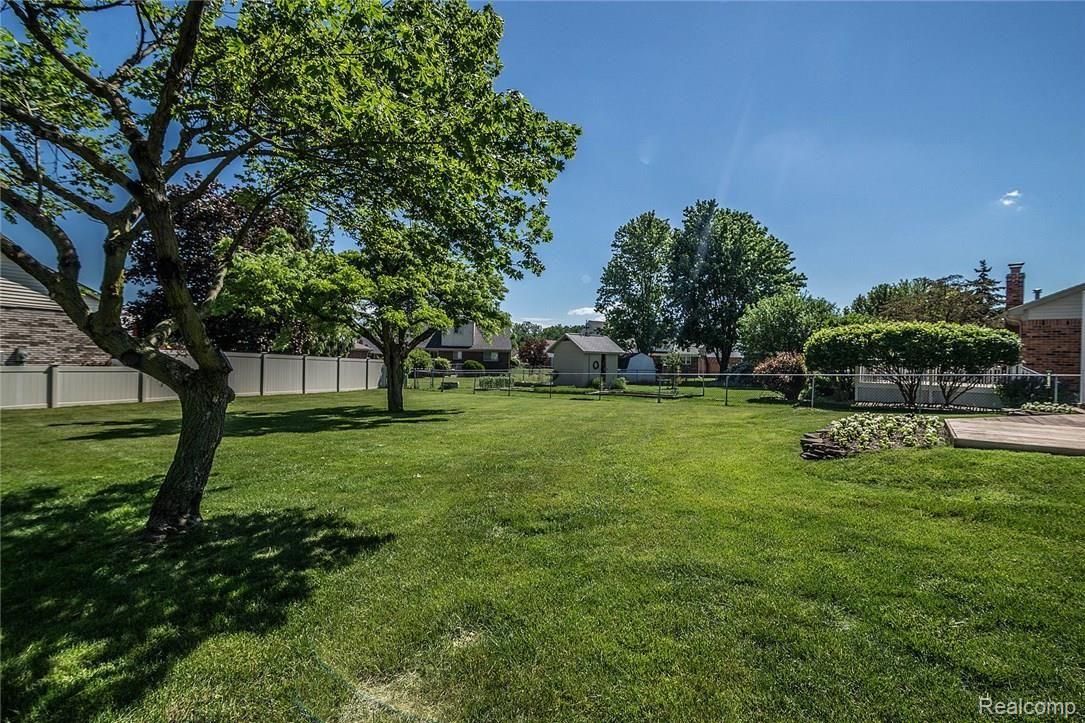 45308 Rector Drive Canton, MI 48188 - Photo 41 of 46 dsc_6751.jpg