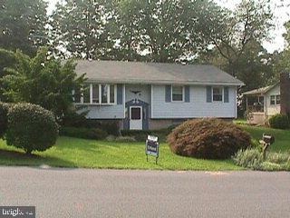 942 Hampden Road Elizabethtown, PA 17022 - Photo 1 of 1
