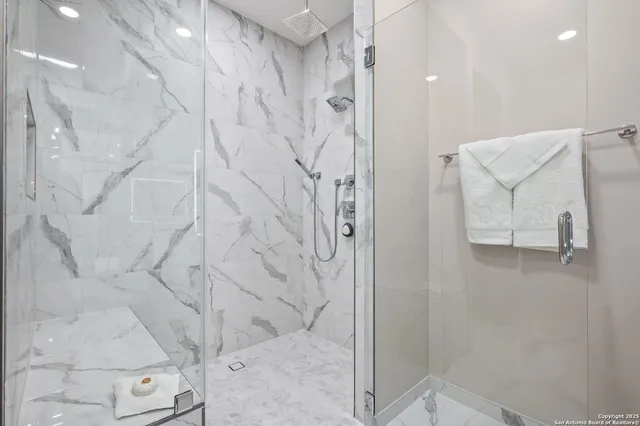 $3,500 | 123 Lexington Avenue, Unit 1308, San Antonio, TX 78205