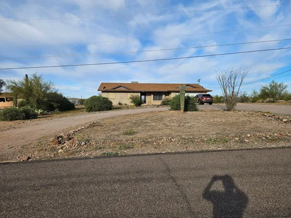 $1,900 | 1458 North Acacia Road, Apache Junction, AZ 85119