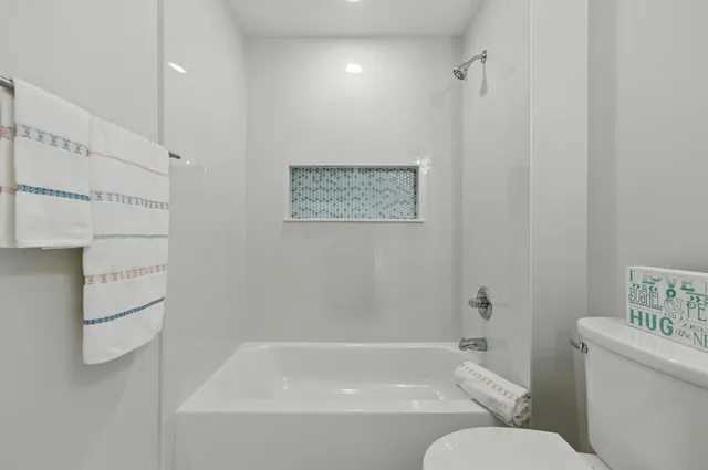 $399,990 | 172 Frazier Road, DeFuniak Springs, FL 32433