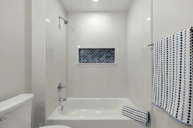 $399,990 | 172 Frazier Road, DeFuniak Springs, FL 32433