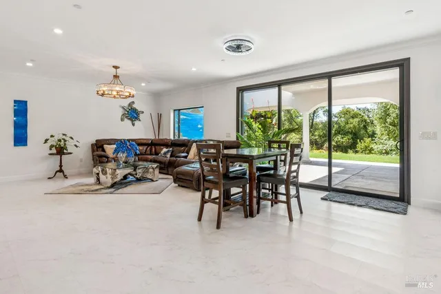 $2,195,000 | 695 Quietwater Road, Santa Rosa, CA 95404