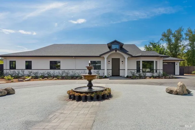 $2,195,000 | 695 Quietwater Road, Santa Rosa, CA 95404