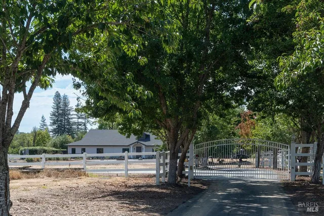 $2,195,000 | 695 Quietwater Road, Santa Rosa, CA 95404
