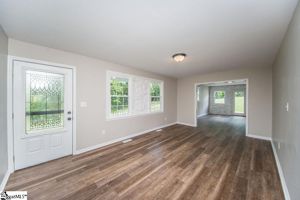 410 Ray Blackley Road Inman, SC 29349 - Photo 8 of 25