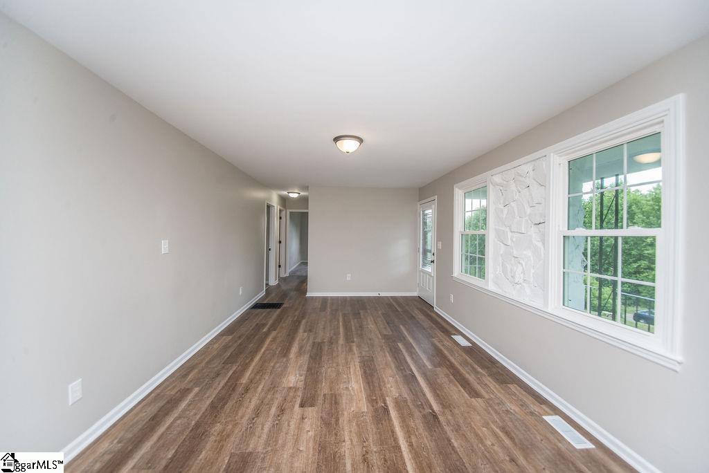 410 Ray Blackley Road Inman, SC 29349 - Photo 9 of 25