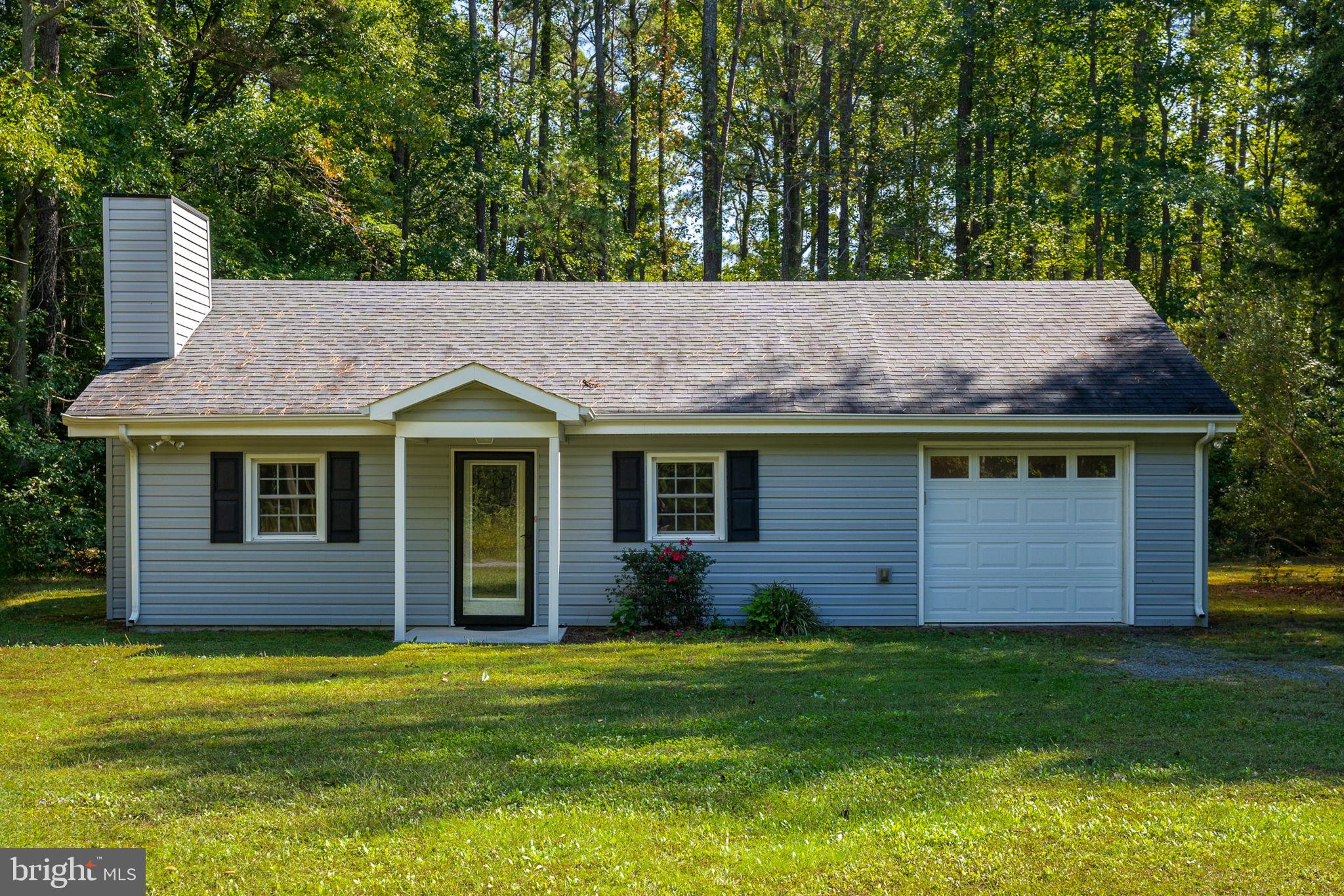 330 Long Point Road Hague, VA 22469 - Photo 4 of 41 Gallery Image 4