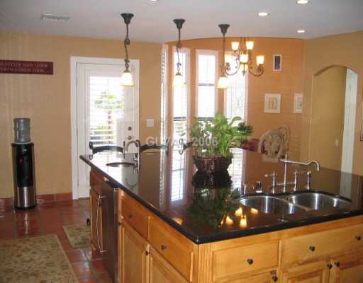 37 Quail Run Road Henderson, NV 89014 - Photo 3 of 8 Kitchen.