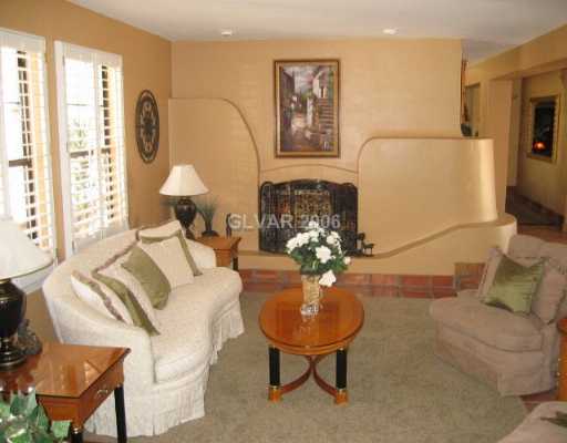 37 Quail Run Road Henderson, NV 89014 - Photo 4 of 8 Living Room.
