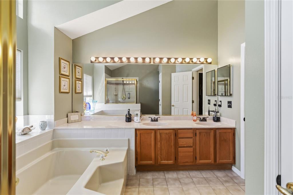 2043 Sawgrass Drive Apopka, FL 32712 - Photo 17 of 28