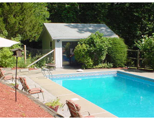 254 Farm Road Marlborough, MA 01752 - Photo 4 of 30 Gallery Image 4