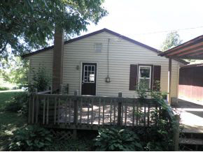 9222 South Ketcham Road Bloomington, IN 47403 - Photo 2 of 5