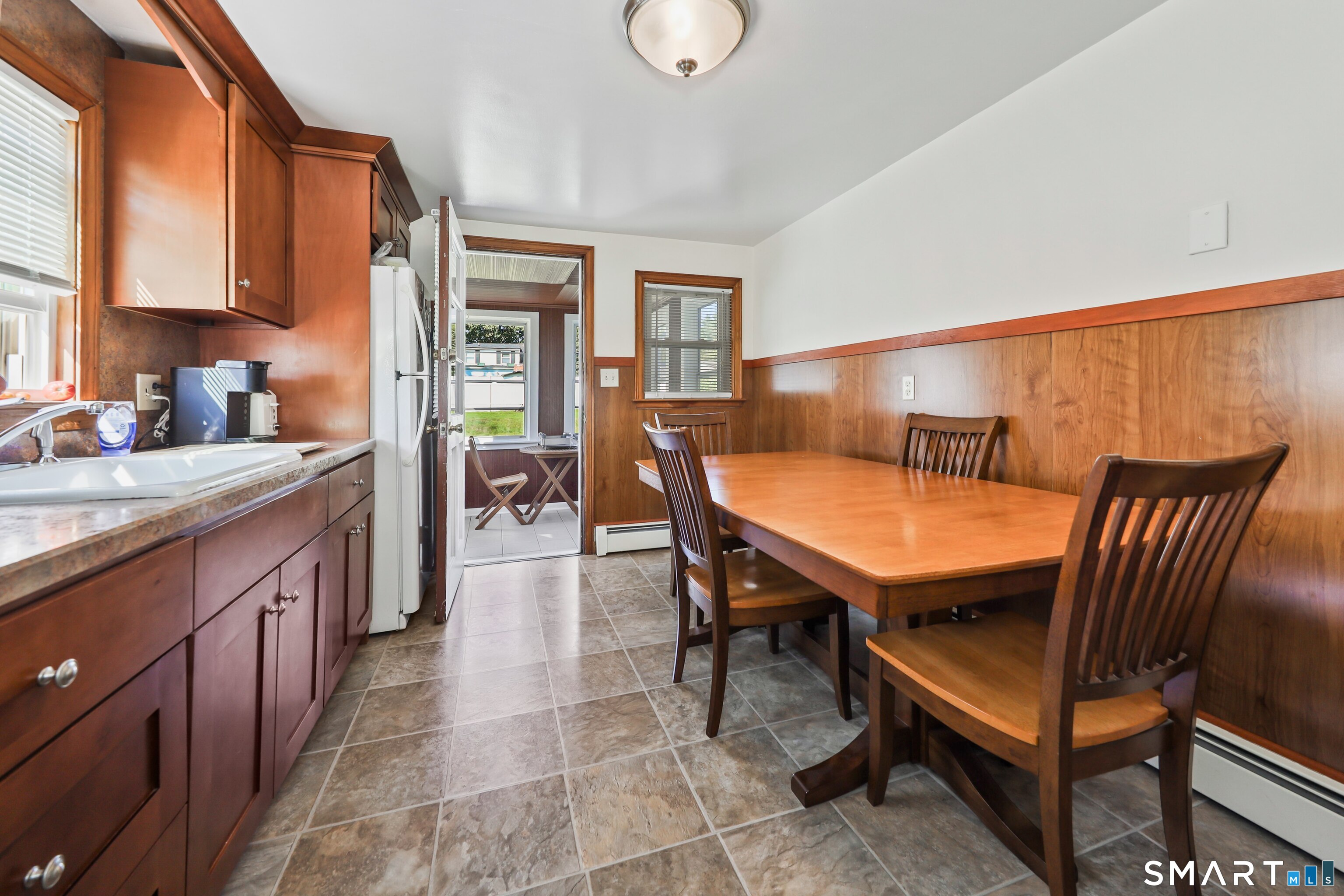 88 Carver Street Waterbury, CT 06708 - Photo 11 of 35 Gallery Image 11