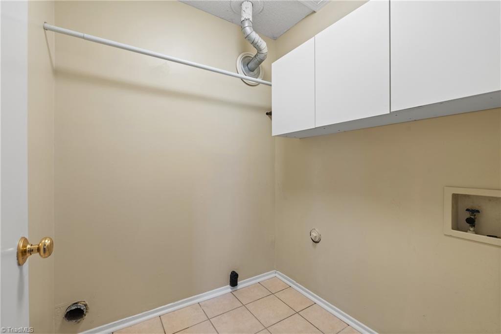 4332 Lake Jeanette Road Greensboro, NC 27455 - Photo 22 of 46