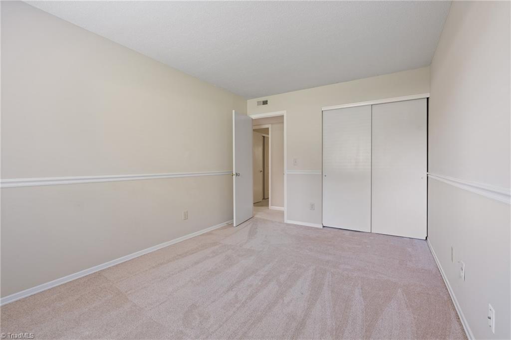 4332 Lake Jeanette Road Greensboro, NC 27455 - Photo 29 of 46