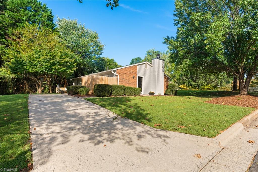 4332 Lake Jeanette Road Greensboro, NC 27455 - Photo 36 of 46