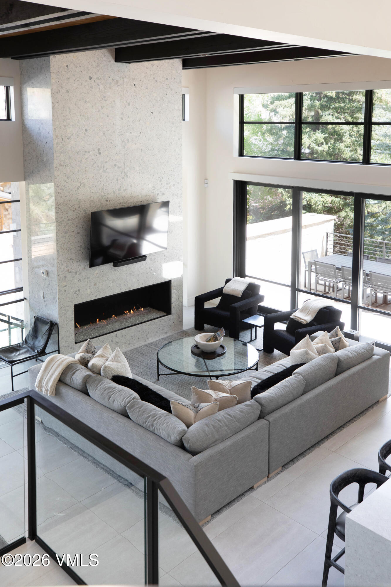 670 West Forest Road Vail, CO 81657 - Photo 6 of 34 2508_670_forest_7b_interior_vignette_liv