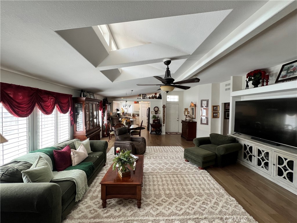 1550 Rimpau, Unit 114 Corona, CA 92881 - Photo 5 of 20