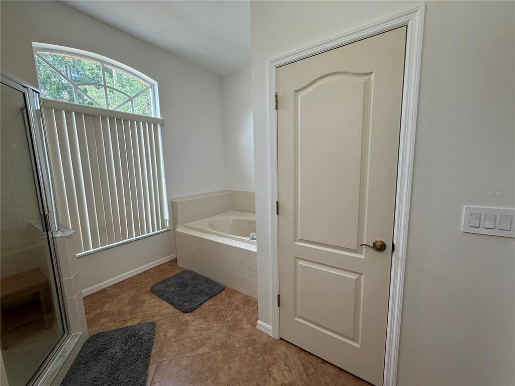 4109 Amber Ridge Lane Valrico, FL 33594 - Photo 15 of 24