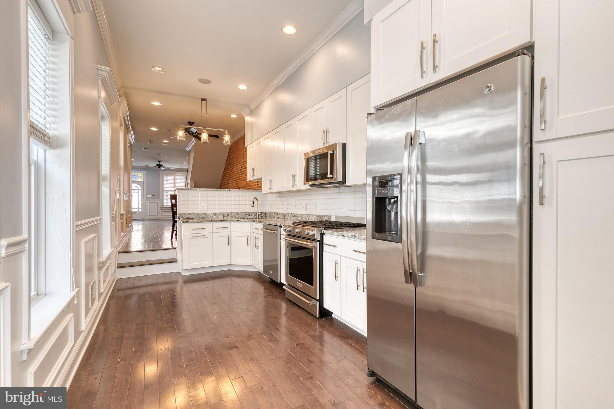 2205 Bank Street Baltimore, MD 21231 - Photo 1 of 24