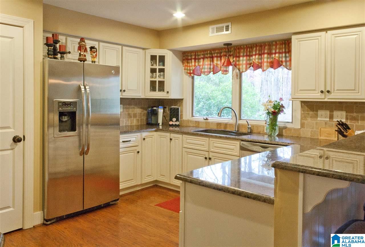 3021 Ritha Circle Birmingham, AL 35242 - Photo 5 of 26