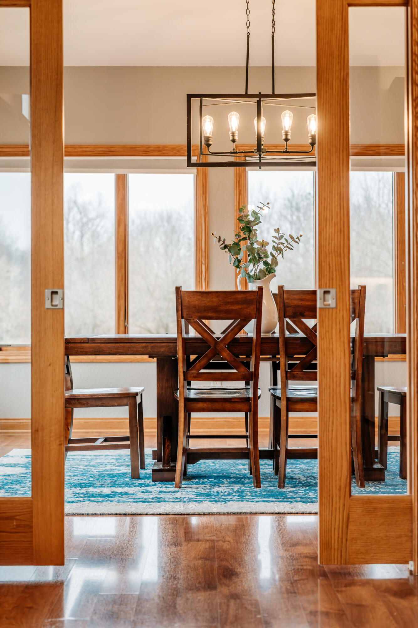 S62W28195 Ridge Valley Road Genesee, WI 53189 - Photo 18 of 68 The sunlight through the windows in this space is stunning!