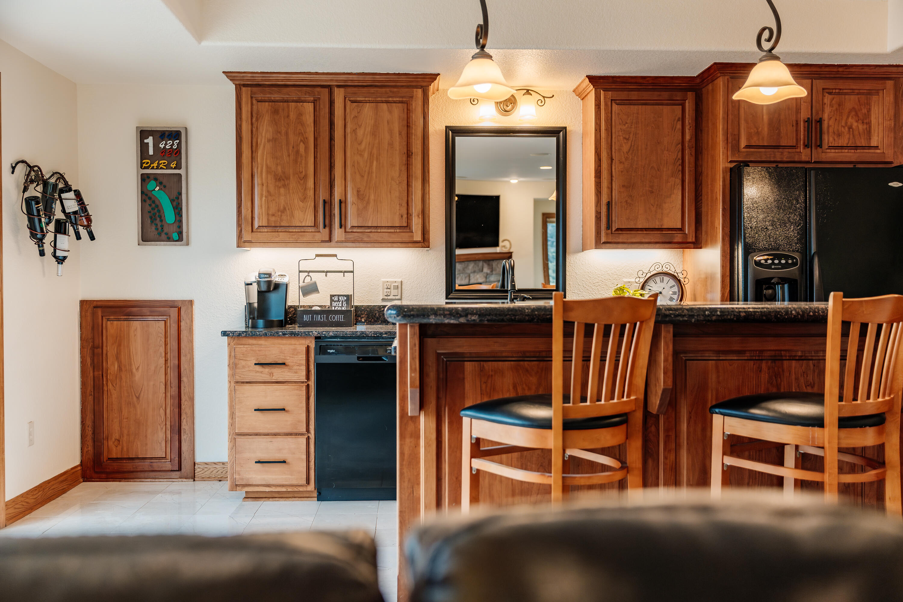 S62W28195 Ridge Valley Road Genesee, WI 53189 - Photo 42 of 68 Wet Bar- LL