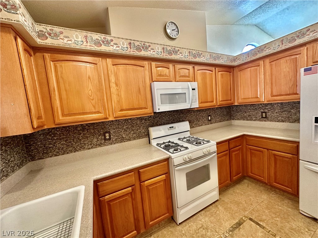 3218 Ocotillo Drive Laughlin, NV 89029 - Photo 17 of 53