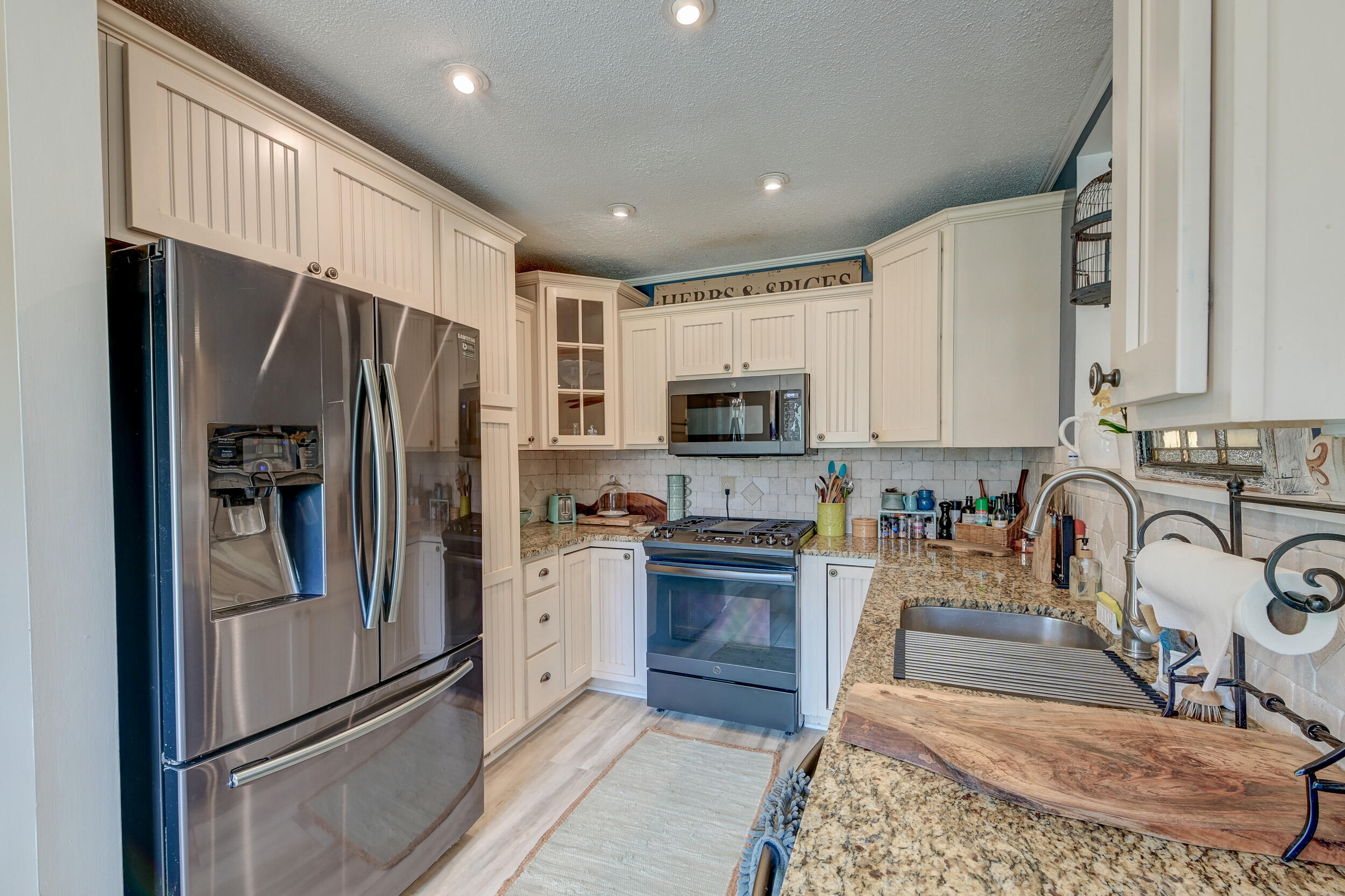 633 Schooner Road Charleston, SC 29412 - Photo 6 of 61 DSC_5915_6_7_8_9