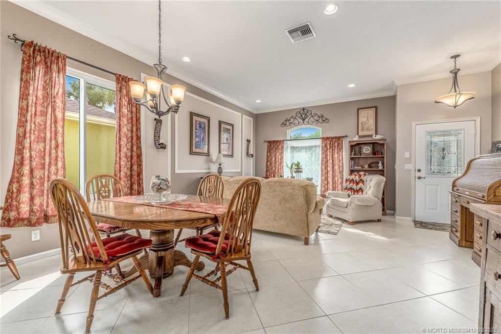 2587 Southeast Springtree Place Stuart, FL 34997 - Photo 14 of 28
