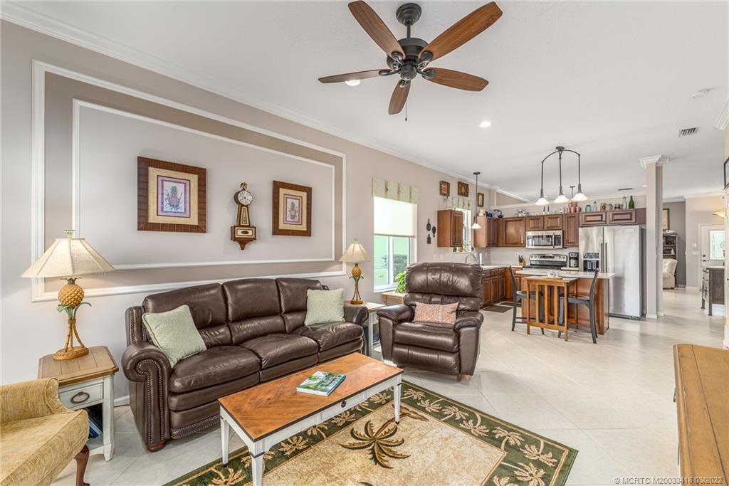 2587 Southeast Springtree Place Stuart, FL 34997 - Photo 18 of 28