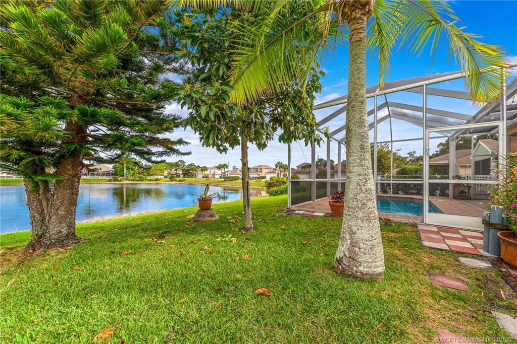 2587 Southeast Springtree Place Stuart, FL 34997 - Photo 19 of 28