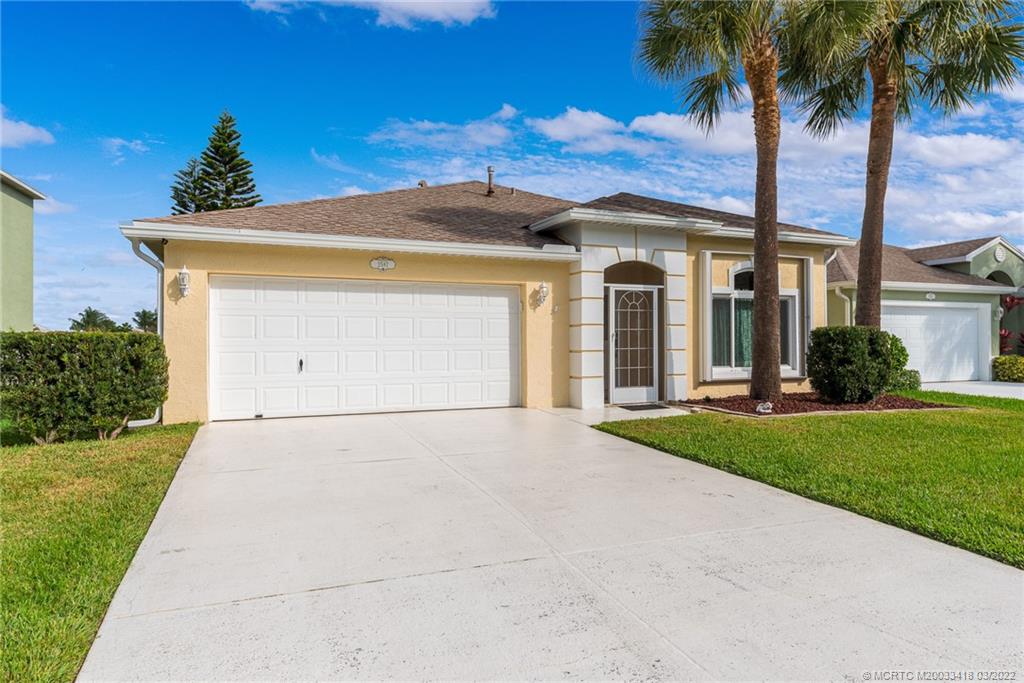 2587 Southeast Springtree Place Stuart, FL 34997 - Photo 6 of 28