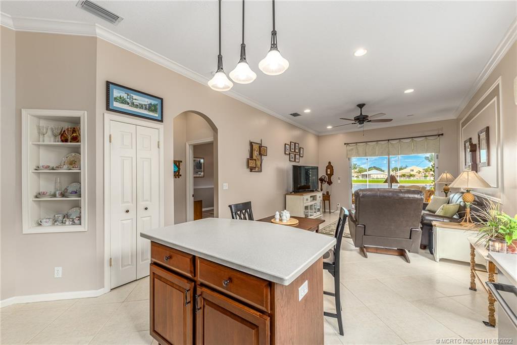 2587 Southeast Springtree Place Stuart, FL 34997 - Photo 9 of 28